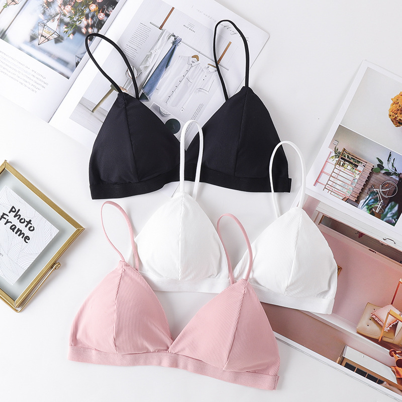3D ชุดชั้นในสตรีแบบไร้ตะเข็บบร - Bralette Triangle Set บทวิจารณ์และราคา